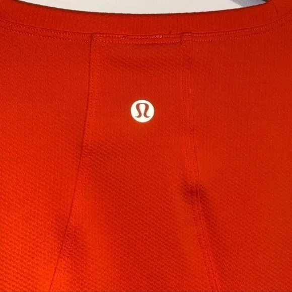 Lululemon Muscle Love Long Sleeve in Autumn Red Size 10
